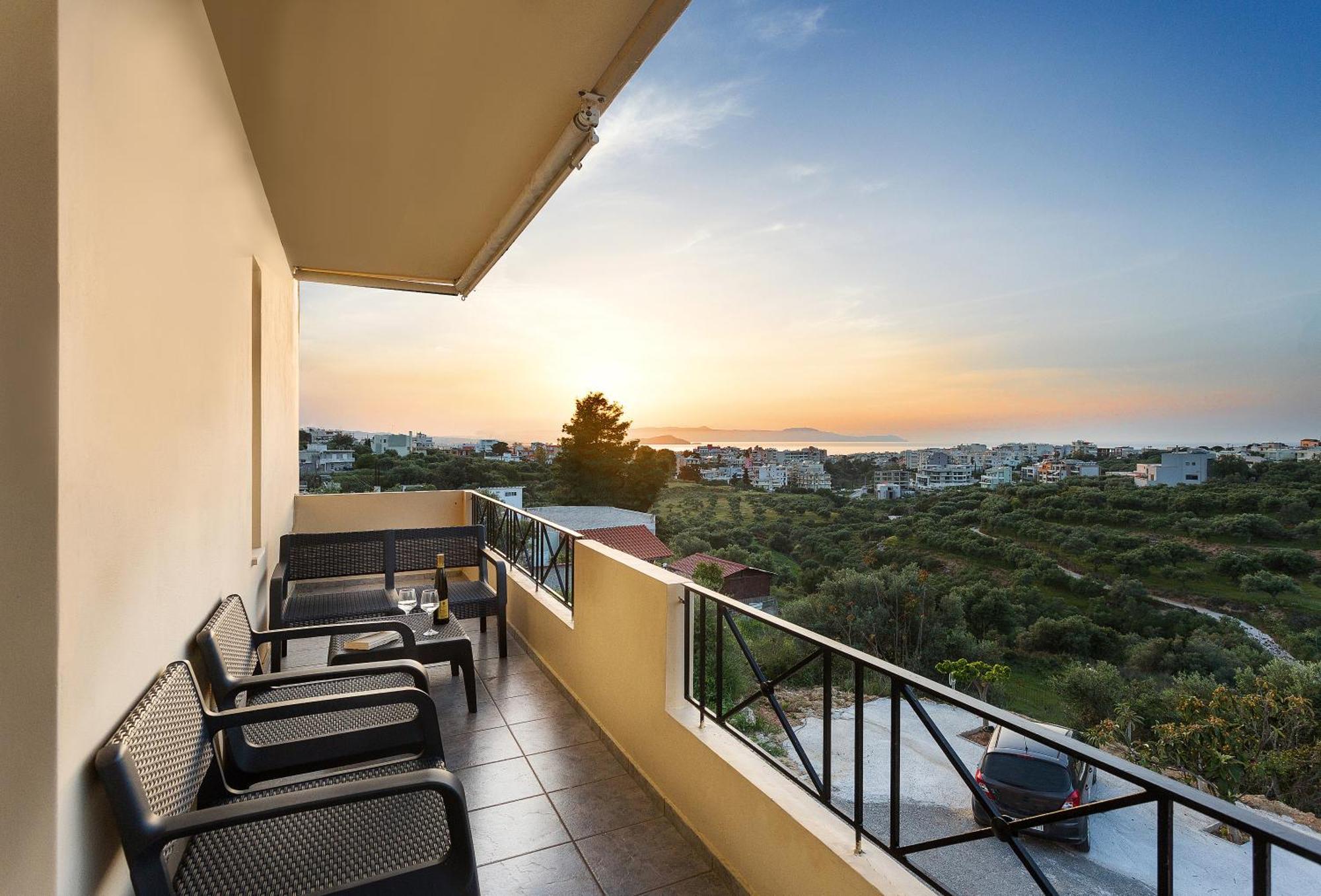 Kds Overlooking Chania Ханя Екстериор снимка